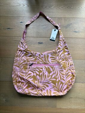 Rip Curl Pink & Brown Floral-Print Shoulder Bag. NWT